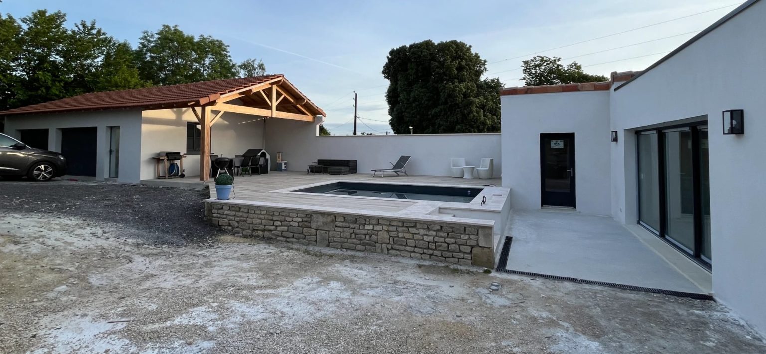 Article : Agrandissement de maison, garage, charpente et piscine à Nersac