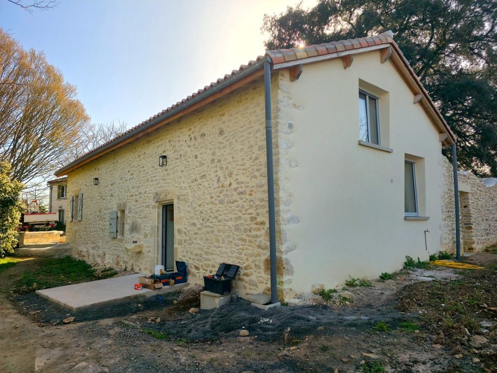 Rénovation complète d’une grange à Taponnat-Fleurignac