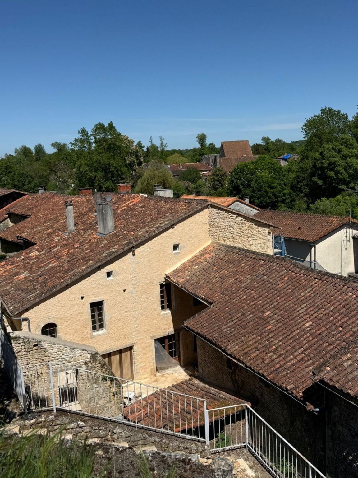 Façades et toitures vues d’en haut, Verteuil-sur-Charente